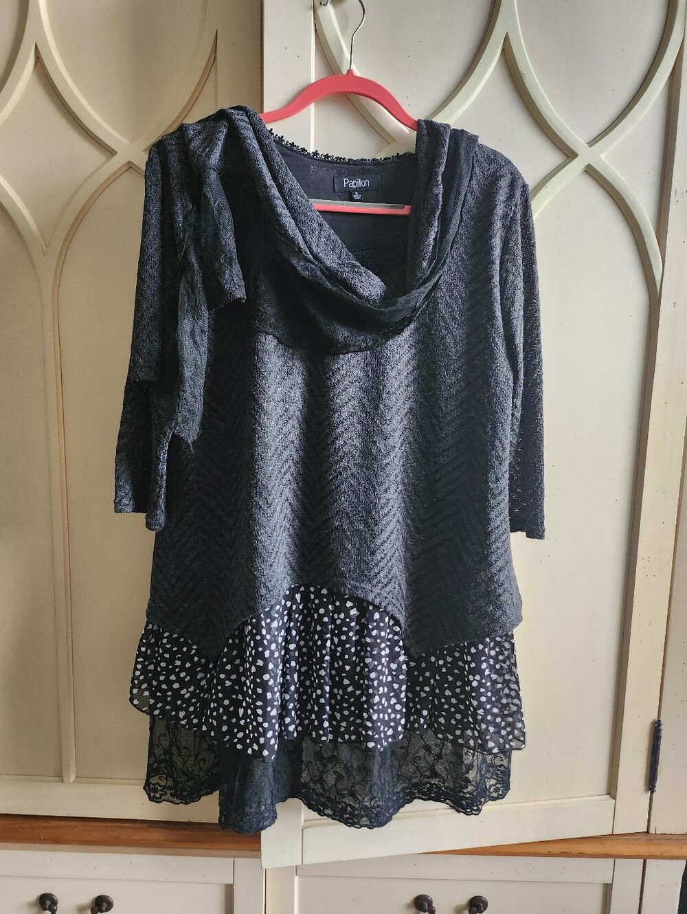 Papillon Blanc Dark Charcoal Layered  Sweater